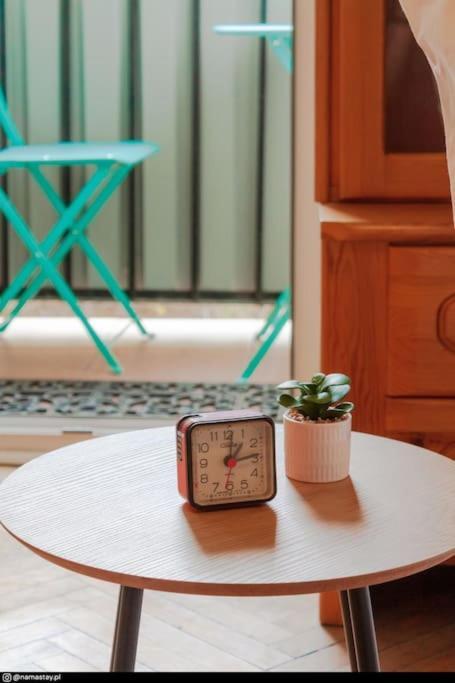 Spacious Retro Flat Close To National Stadium Varsavia Esterno foto