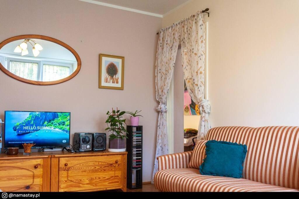 Spacious Retro Flat Close To National Stadium Varsavia Esterno foto