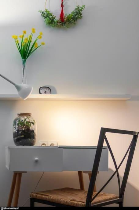 Spacious Retro Flat Close To National Stadium Varsavia Esterno foto