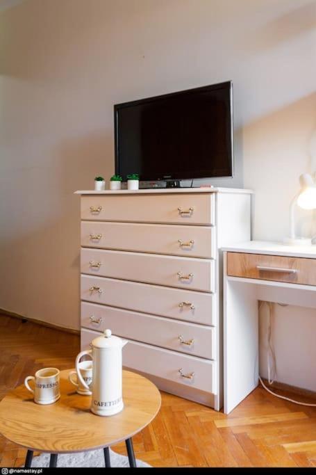 Spacious Retro Flat Close To National Stadium Varsavia Esterno foto