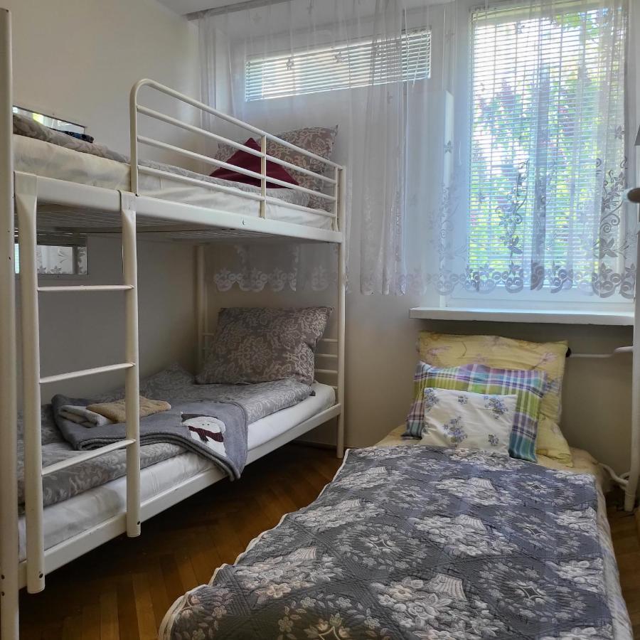Spacious Retro Flat Close To National Stadium Varsavia Esterno foto